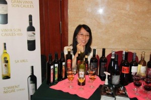 feria-kunming-presentacion-vinos-aromen-04.09.2011-7 